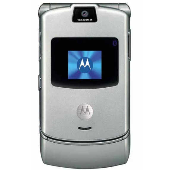 Motorola RAZR V3 Flip Bluetooth GSM 850 /900 /1800 /1900 Unlocked Mobile  Phone