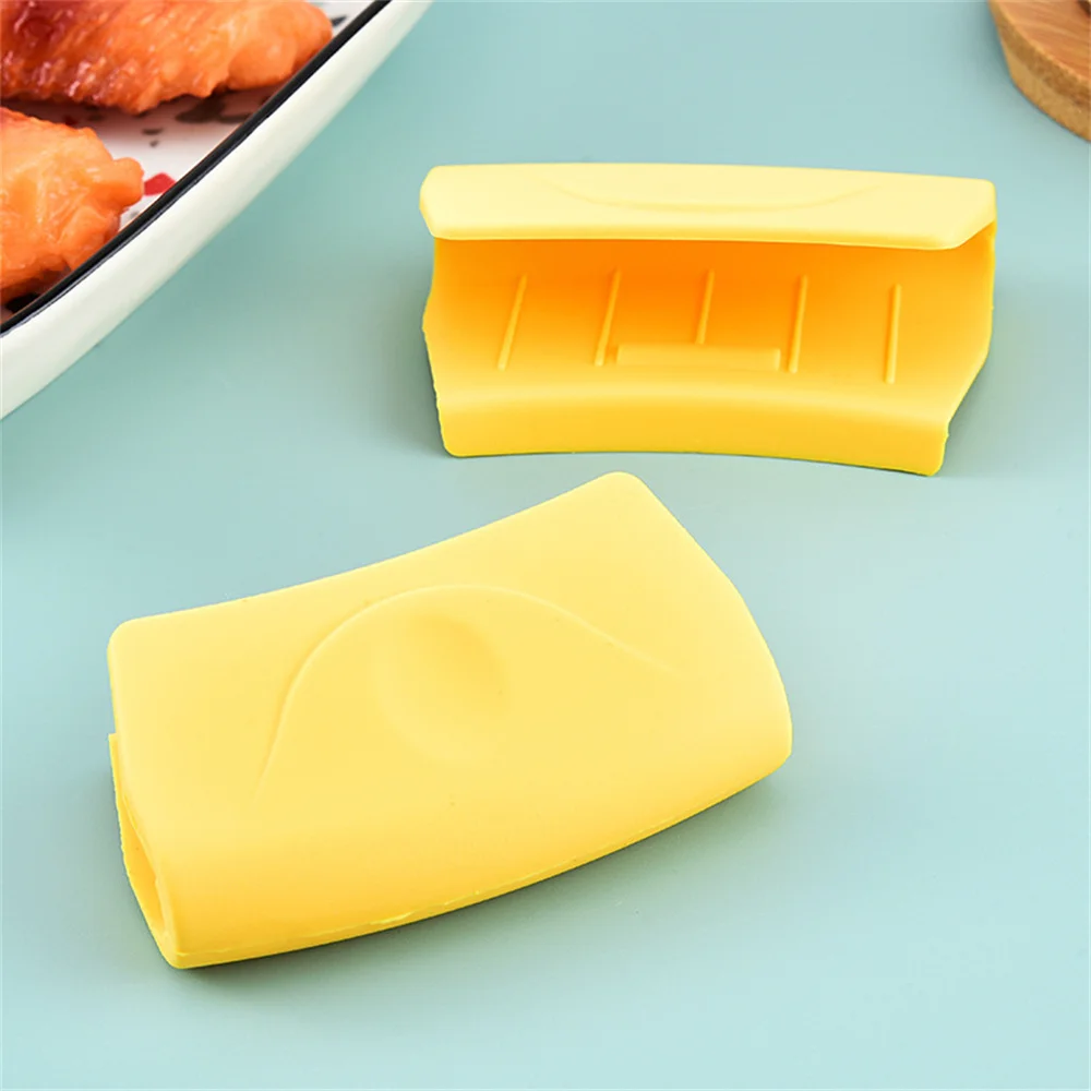 Silicone Anti Scalding Handle Oven Casserole Ear Pot Pan Heat Insulation Holder Gloves Kitchen Tools Bowl Holder Clips