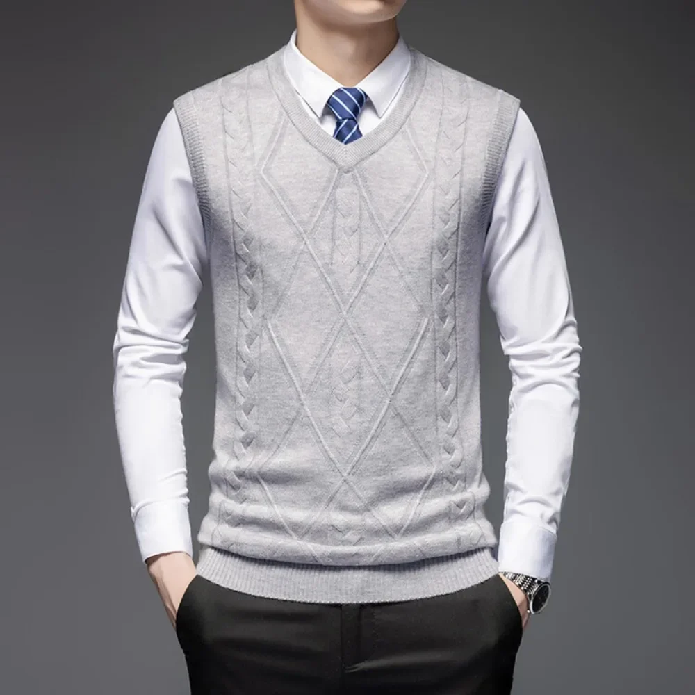 2025 New Trend Men's Business Casual Pullover Wear Warm Sleeveless Wool Knitted Sweater Vest Tops