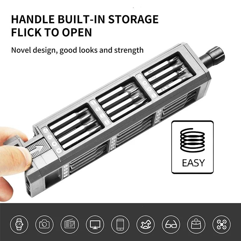 Kit d'outils de nettoyage pour aspirateur robot 8 en 1 présenté sur fond blanc