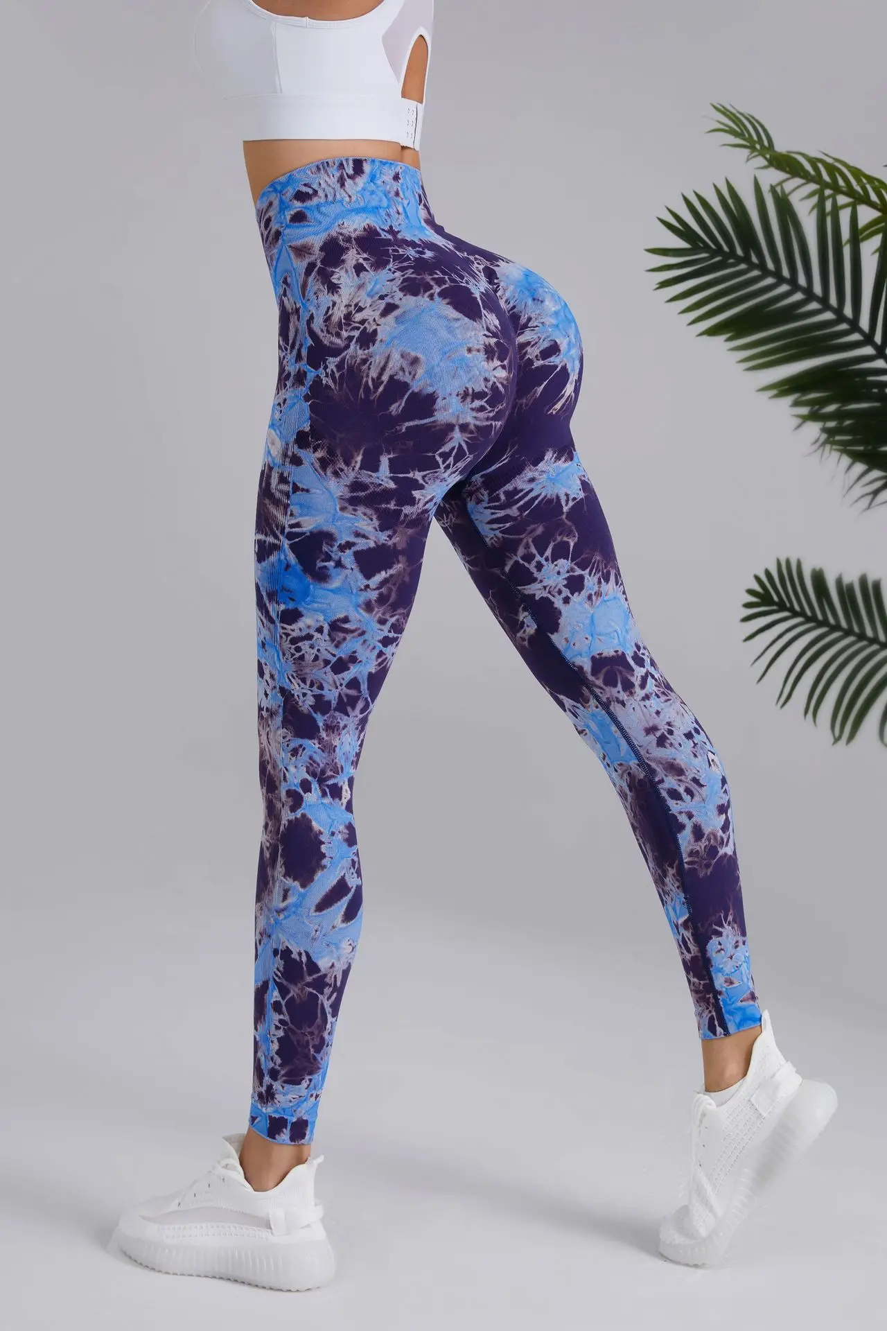 Yoga Pants With Seamless Peach Buttocks