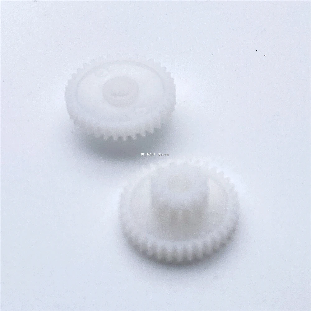 MECCANIXITY 40-Pack White Plastic Gears, 24 Teeth, Module 0.5 – Perfect For RC Cars, DIY Robots & STEM Projects - View #7