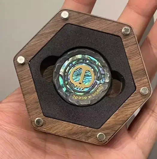 

Second-hand Edc LAUTIE Papa Coin ppb