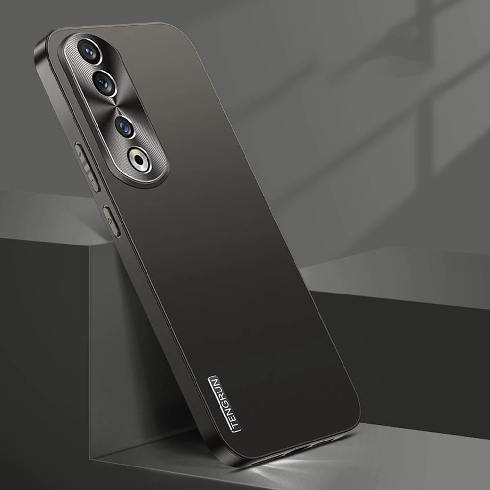 Sleek Ultra-Thin Plastic Case with Aluminum Lens Protection
