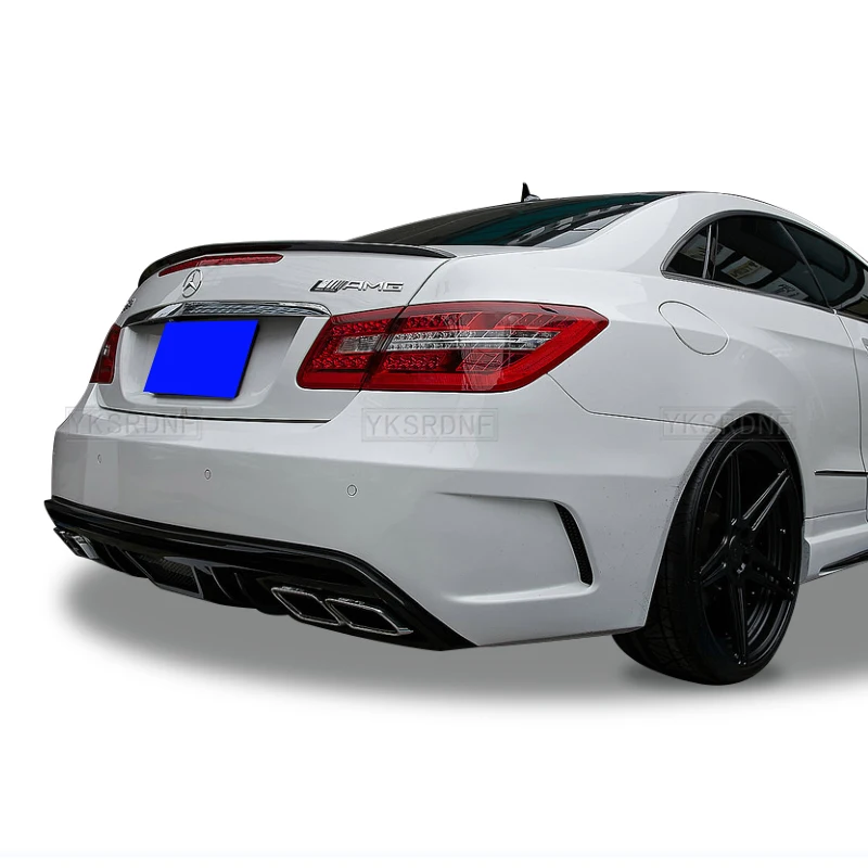 美品　W212クーペ C207　ルーフスポイラー　・　トランクスポイラーSET ドライカーボンファイバーテール、メルセデス E クラス W207 2 ドア