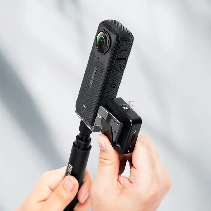 Insta360 X4/X3/X2 카메라 액세서리 용 케이블 금속 보호 홀더가있는 마이크 금속 확장 마운트 브래킷