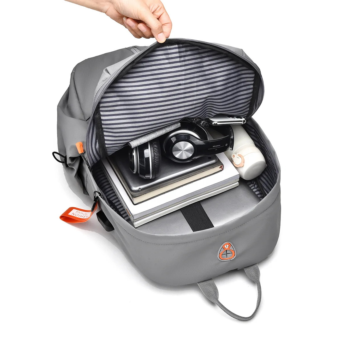 Outdoor Simple 15.6 Inch Backpack New Versatile School Bag Business Men and Women Large Capacity Fashion Backpack