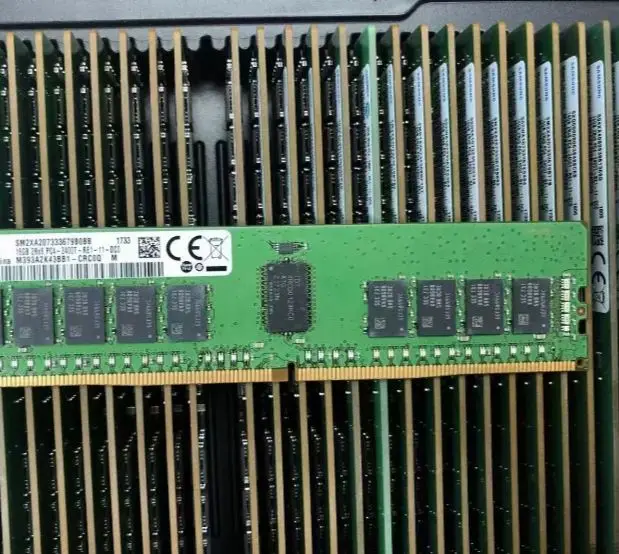 

1pcs for M393A2K43BB1-CRC0Q 16G 2RX8 PC4-2400T ECC REG server memory