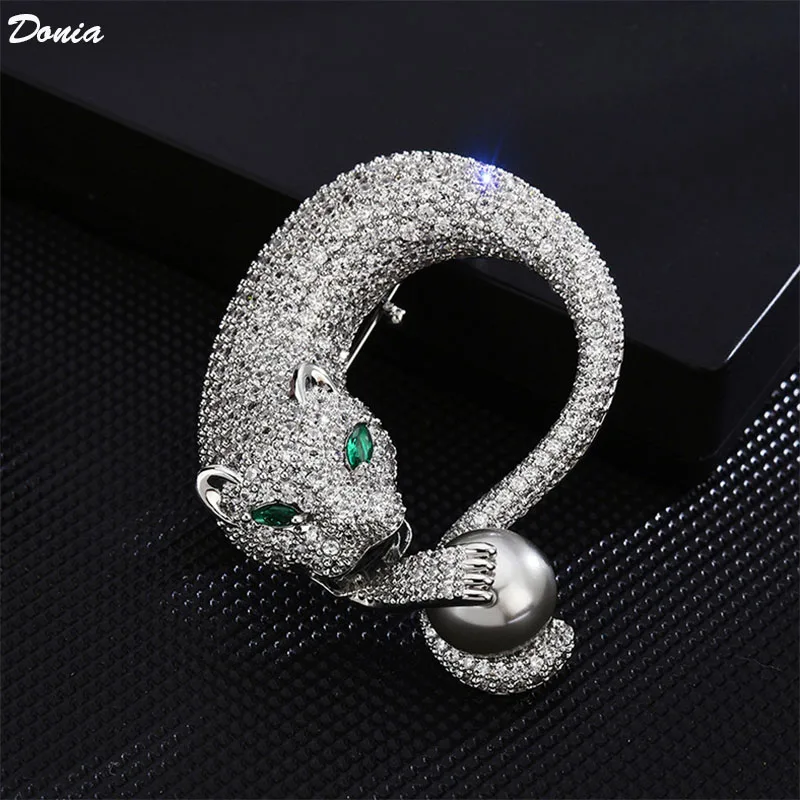 

Donia Jewelry European and American Fashion New Pearl Titanium Steel Inlaid AAA Zircon Leopard Brooch Luxury Insect Pin