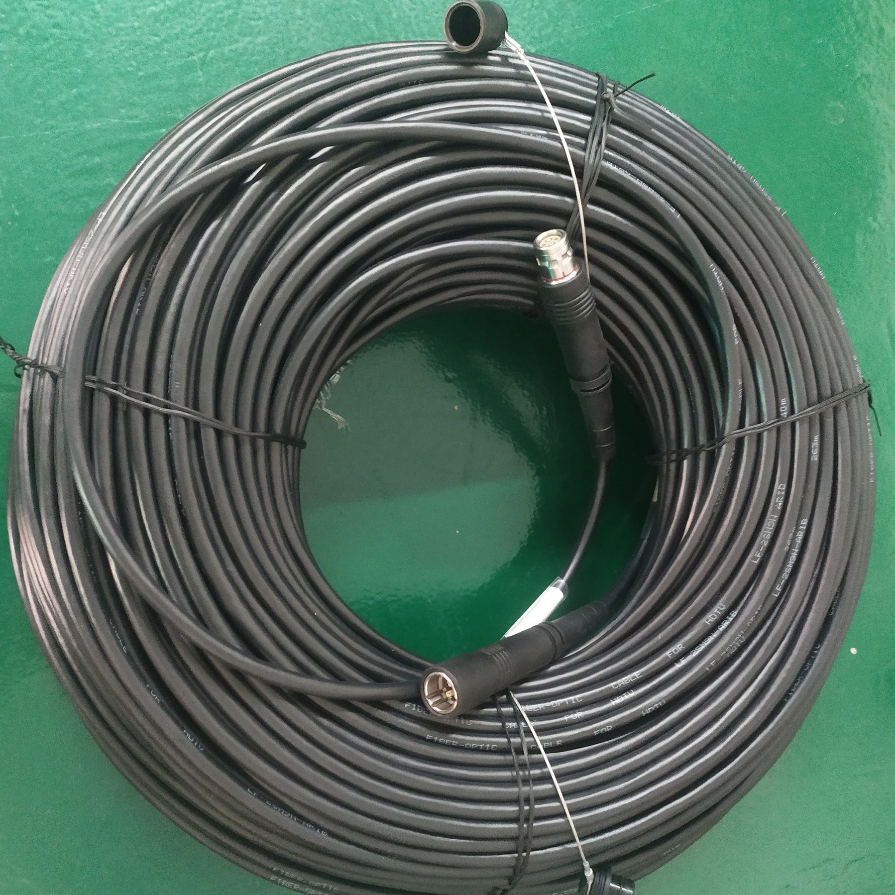 

Photoelectric Hybrid Cable for Broadcasting System
