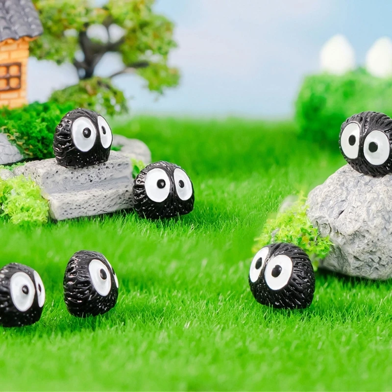 20x Cartoon Mini Coal Ball Landscape Garden Courtyards Decorations Figurines 2