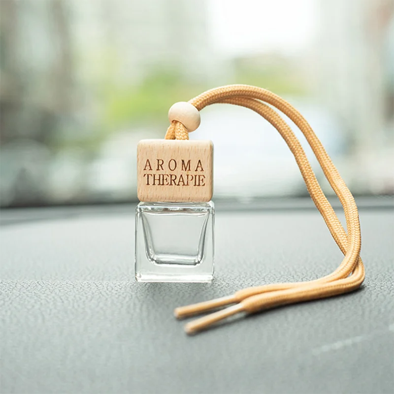 

Wholesale Hanging Car Aroma Diffuser 8ml air freshener car hanging perfume bottles with wood cap
