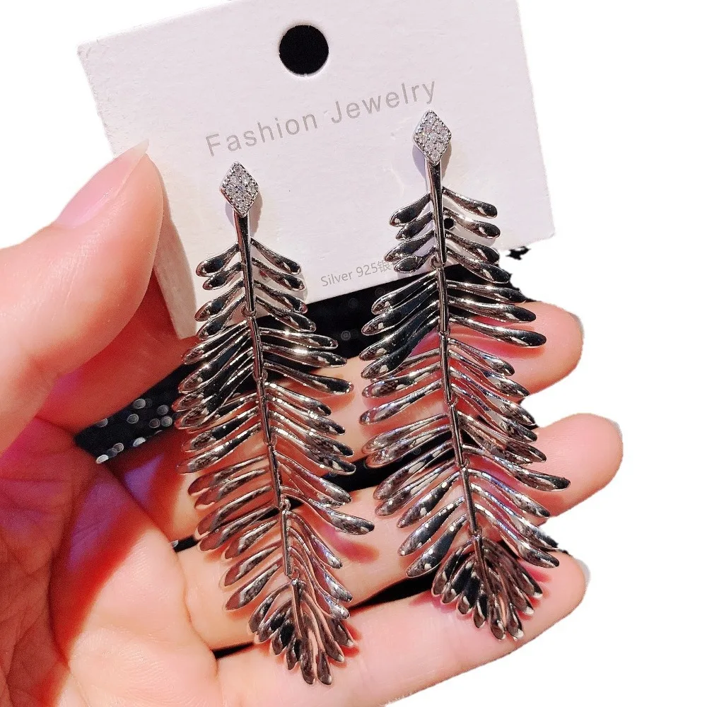 European and American 925 Silver Needle Premium Metal Leaf Earrings Exaggerate Personality Zircon Style Earrings for Women
