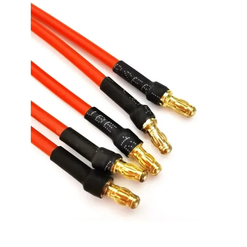 Gros plan sur un connecteur banane 3.5mm mâle d'un câble d'extension moteur ESC 16AWG.
