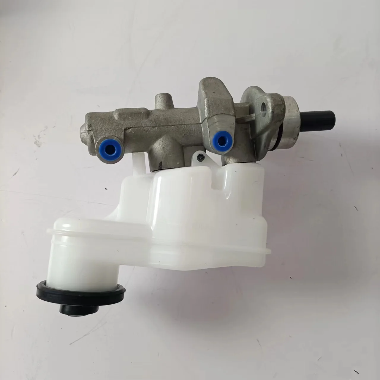 Auto Parts Brake Master Cylinder Pump For Faw Weizi V2