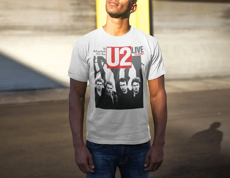 U2 La T-Shirt Con Poster Fire Tour Dell'Eternità