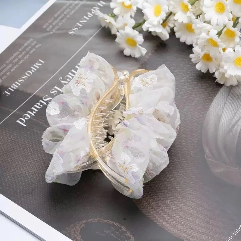 1pc crumpled style versatile netting design, simple and elegant, fashionable and versatile bun grab clip.