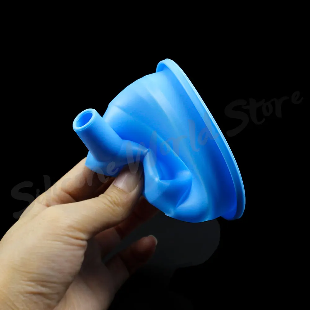 Description Picture 4 of itemSilicone World Telescopic Silicone Funnel Portable Foldable Mini Pouring Oil Funnel Kitchen Tools Car Engine Oil Change Funnel