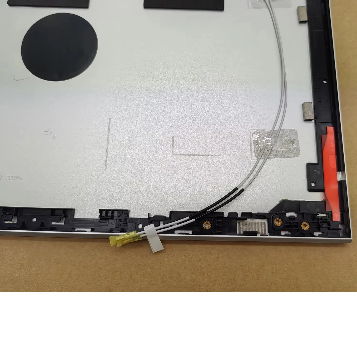 Trouvez des lcd couverture arrière pour hp promook ordinateur