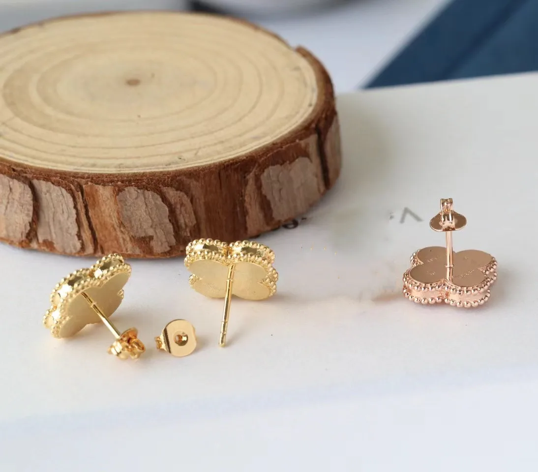 

Ji carved texture lucky grass earrings
