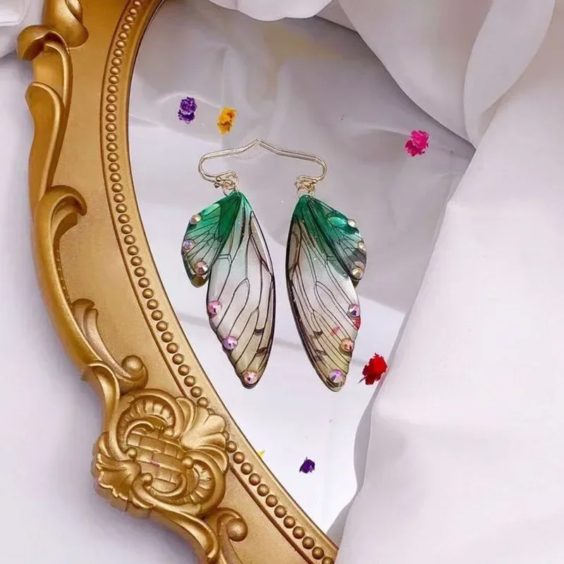 Dangle Earrings Drop Earrings Butterfly Earrings Long Earrings Minar Handmade Clear Gradient Resin Simulation Wings Butterfly Rhinestones Flake Long Drop Earrings for Women Wedding Jewelry