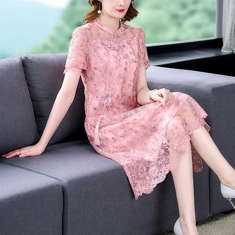 

2023 Summer High End Sequin Embroidery Dress Noble Ladies Elegant Fashionable And Improved Qipao Short Sleeve Cheongsam Z1649