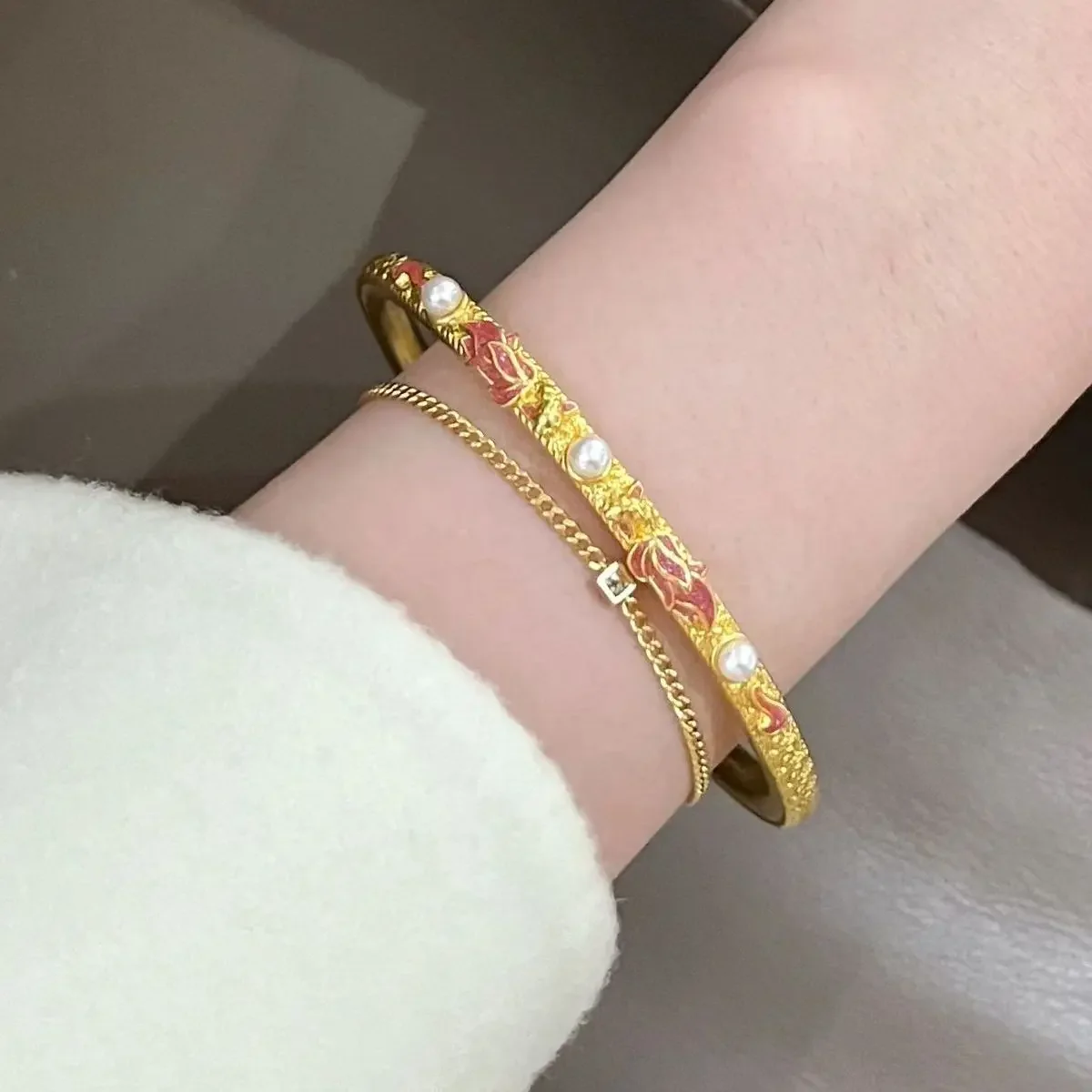 

Ancient Gold Enamel Bracelet Special-Interest Design High-Grade Temperament Bracelet Girlfriends' Gift Girlfriend Gift