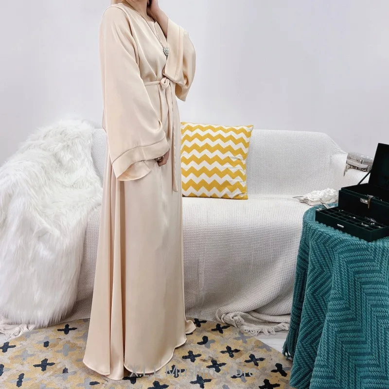 Plain Elegant Eid Ramadan Dubai Turkey Dresses Modest Loose Robe Femme Musulmane Kaftan Muslim Women's Prayer Garment (No Scarf)
