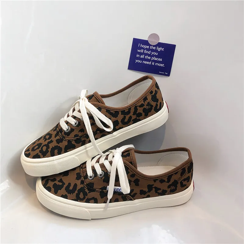 2023 Women Sneakers Leopard Canvas Lace Up Ladies Flats Outdoor