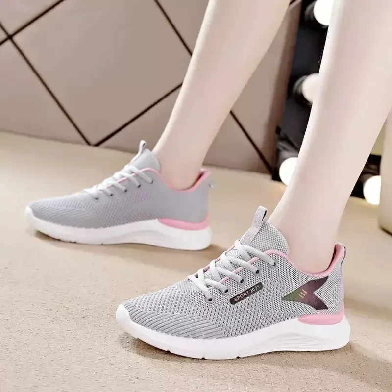 2025 New Women's Sneakers Spring Summer Fashion Lightweight Soft Sole Casual Running Shoes Hot Women's Footwear