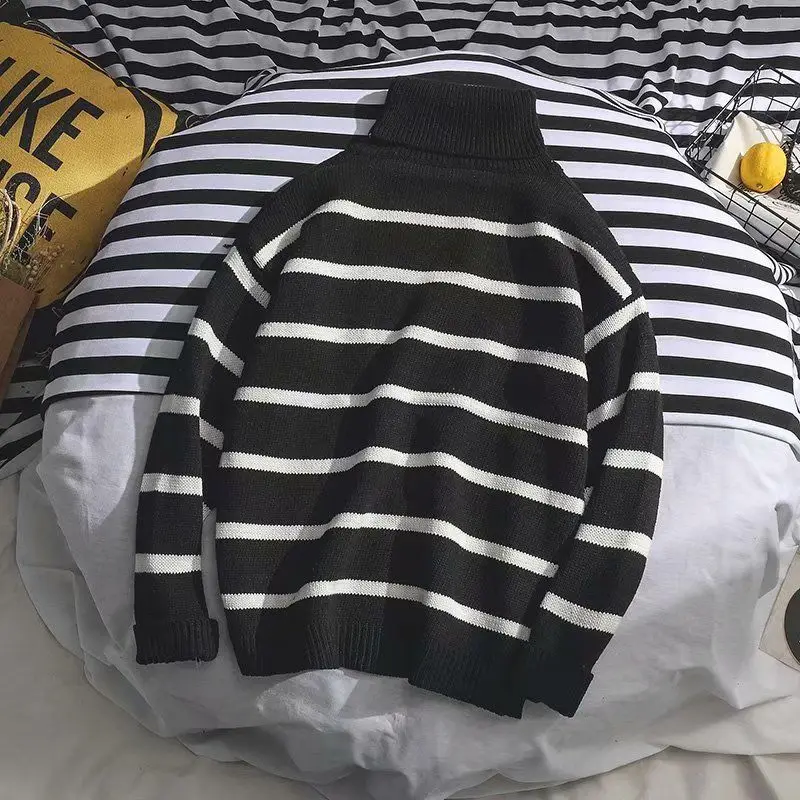 2024 New Spring And Autumn High Neck Striped Sweater For Men's Korean Banquet Travel Loose Long Sleeved High Quality Knitwear