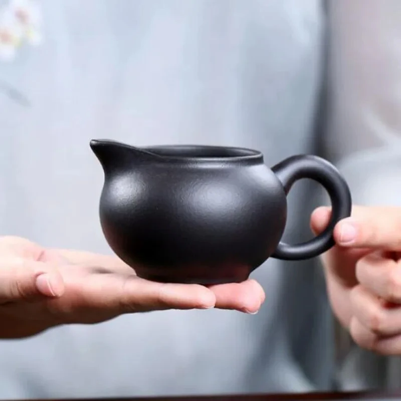 180ml Yixing  Purple  Fair CupClay with Filter Tea Sea Handmade Home Kung Fu Tea Set Accessories kitchenware