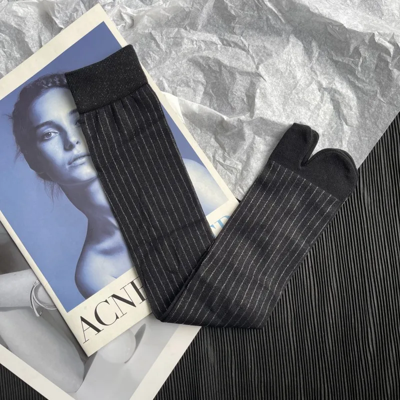 Hohe Qualität Komfortable Sommer Ultra-Dünne Split Toe Frau Baumwolle Socken Goldene Seide Streifen Zwei-Zehen Japanischen Harajuku Tabi sox – Detail 8