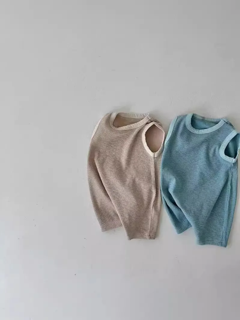 Детский хлопковый комбинезон без рукавов