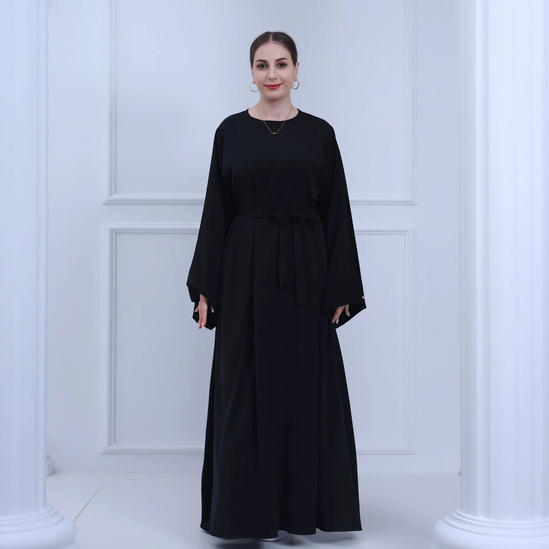Plain Abaya Dubai Muslim Hijab Dress Basic Closed Abayas for Women Saudi Luxury Turkey Ramadan Eid Islamic Clothing Kaftan Robe