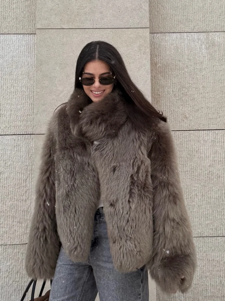 2025 Winter Fashion Burgundy Lapel Fluffy Fur Coat Women Casual Long Sleeve Faux Fur Plush Jackets Female Commute Streetwear New 6