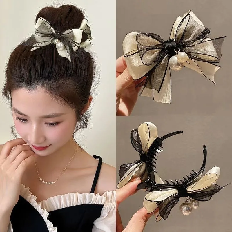 

Pearl Bowknot Hair Clip Claws Women Black and White Ponytail Hair Claws Girls Elegance Temperament Headdress Hair Accessoires