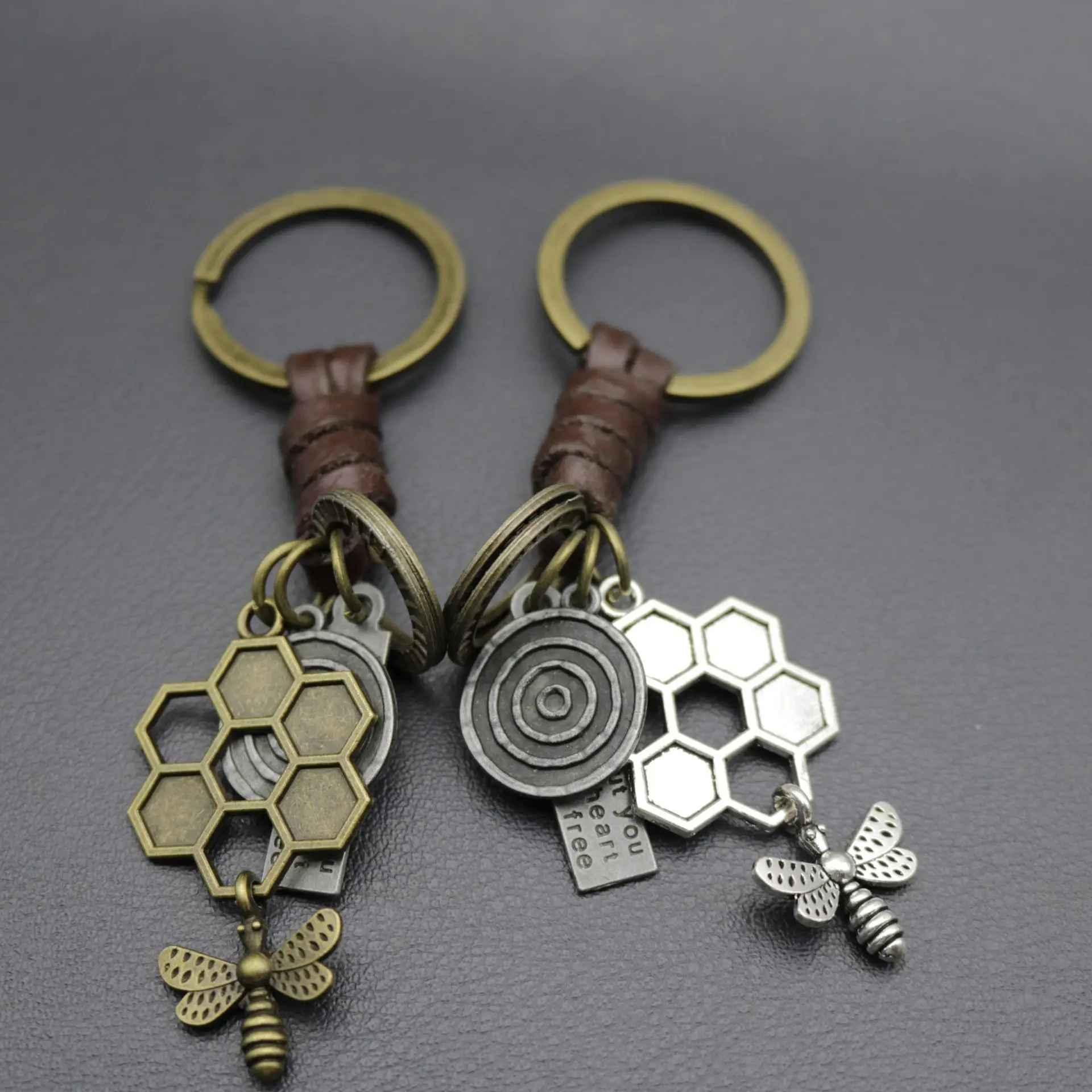 남성용 크리에이티브 합금 키체인, 청동 비 레트로 직조 키체인 