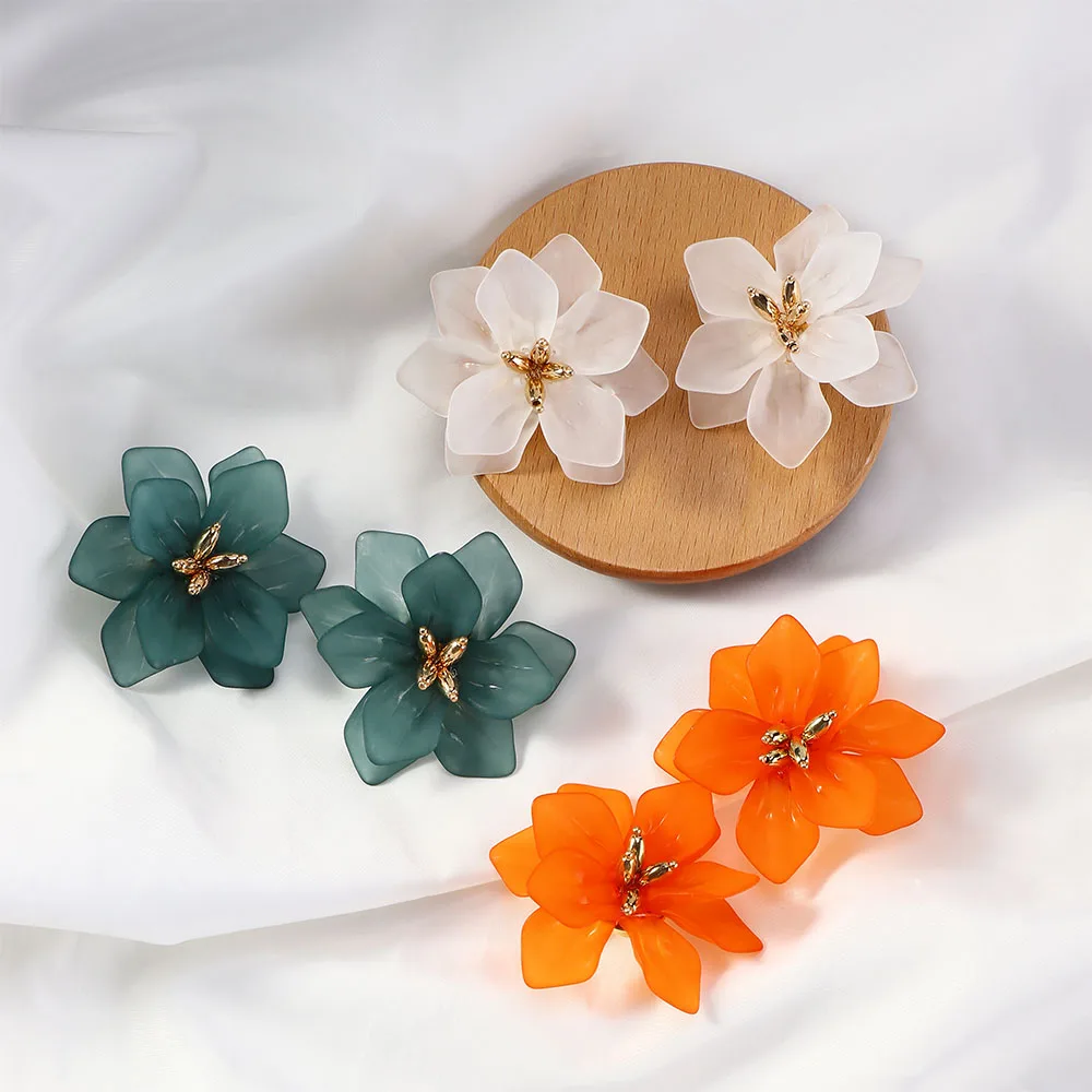 NEW Design Hyperbole Resin Flower Earrings Women Acrylic Big White Orange Green Flower Holiday Party Earrings Gifts ForGirl