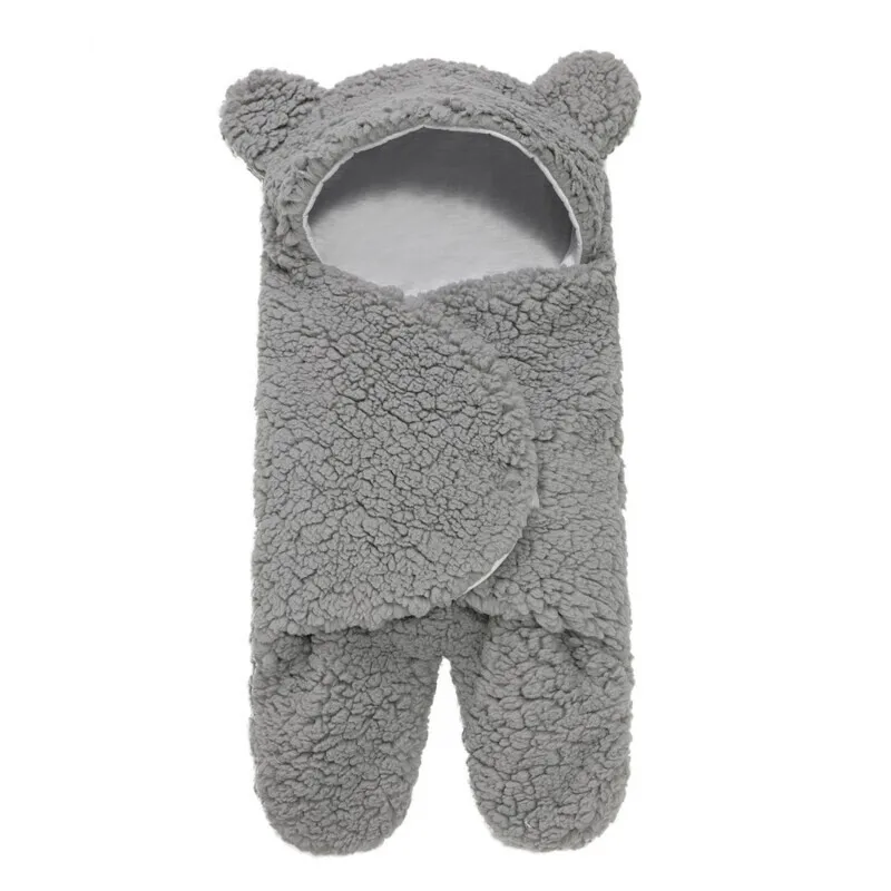 

Popular Infant Blanket with Leg Separation for Easy Diaper Changes