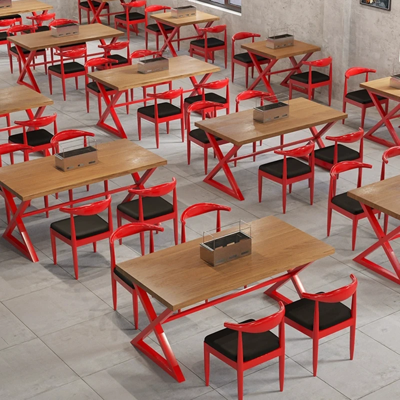 Рисунок 3 - Настольные стулья для ресторана овальной формы