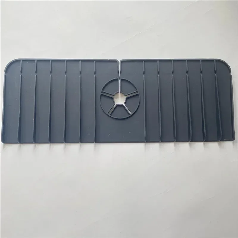 Sink Splashproof Pad Sink Anti-spray and Drain Water Retaining Pad Silicone Faucet Splashproof Water Pad Absorbent Bathroom Kitchen Accessories