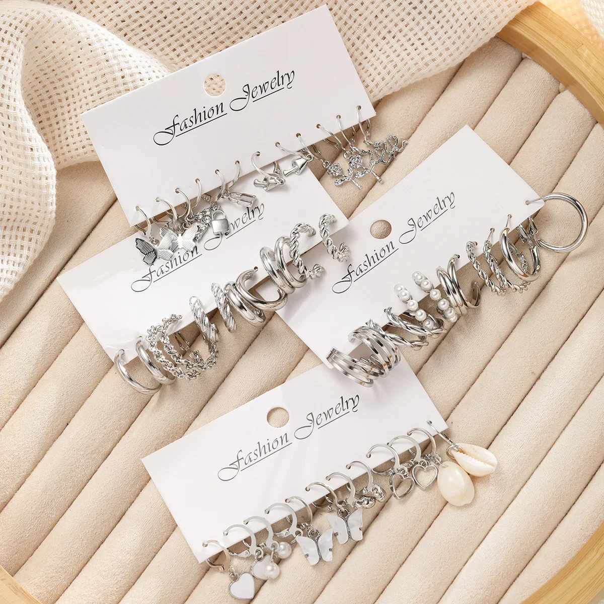 Fashion Pearl Decor Twist Design Earrings Set For Women Vintage Geometric Snake Heart Butterfly Drop Earrings Daily Wear Jewelry