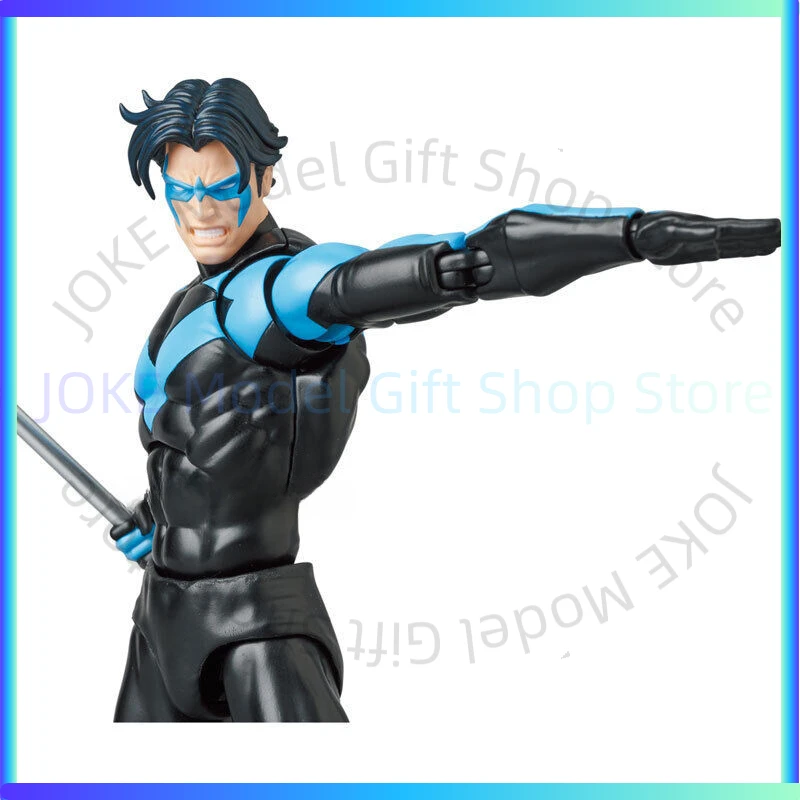 In Stock Mafex No.175 Nightwing Batman Hush Ver. Action
