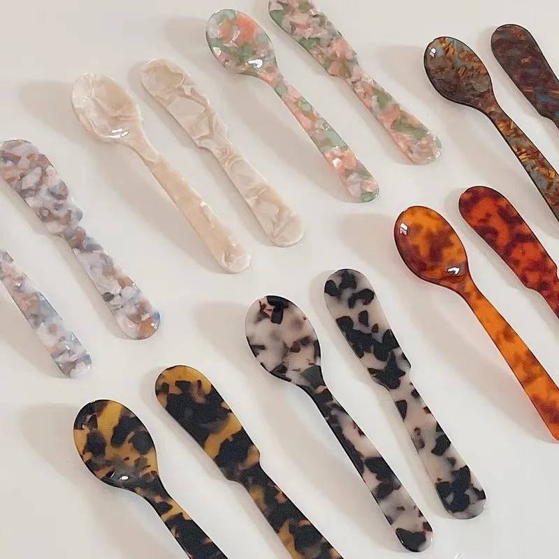Cuillere Plastique, Cuillères Colorées À Long Manche Réutilisable Anti-gouttes Cuillères À Mélanger Pour Café Dessert Le Riz Café Boissons Œufs Glaces Confiture Miel Ménage Boutique (5 Cuillere Plastique, Cuillères Colorées À Long Manche Réutilisable Anti-gouttes Cuillères À Mélanger Pour Café Dessert Le Riz Café Boissons Œufs Glaces Confiture Miel Ménage Boutique (5