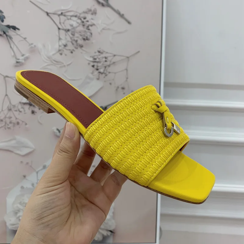 

New 2024 Women's Sandals European and American Cowhide Woven Striped Metal Halterneck Flat Roman Sandals Flat Slippers