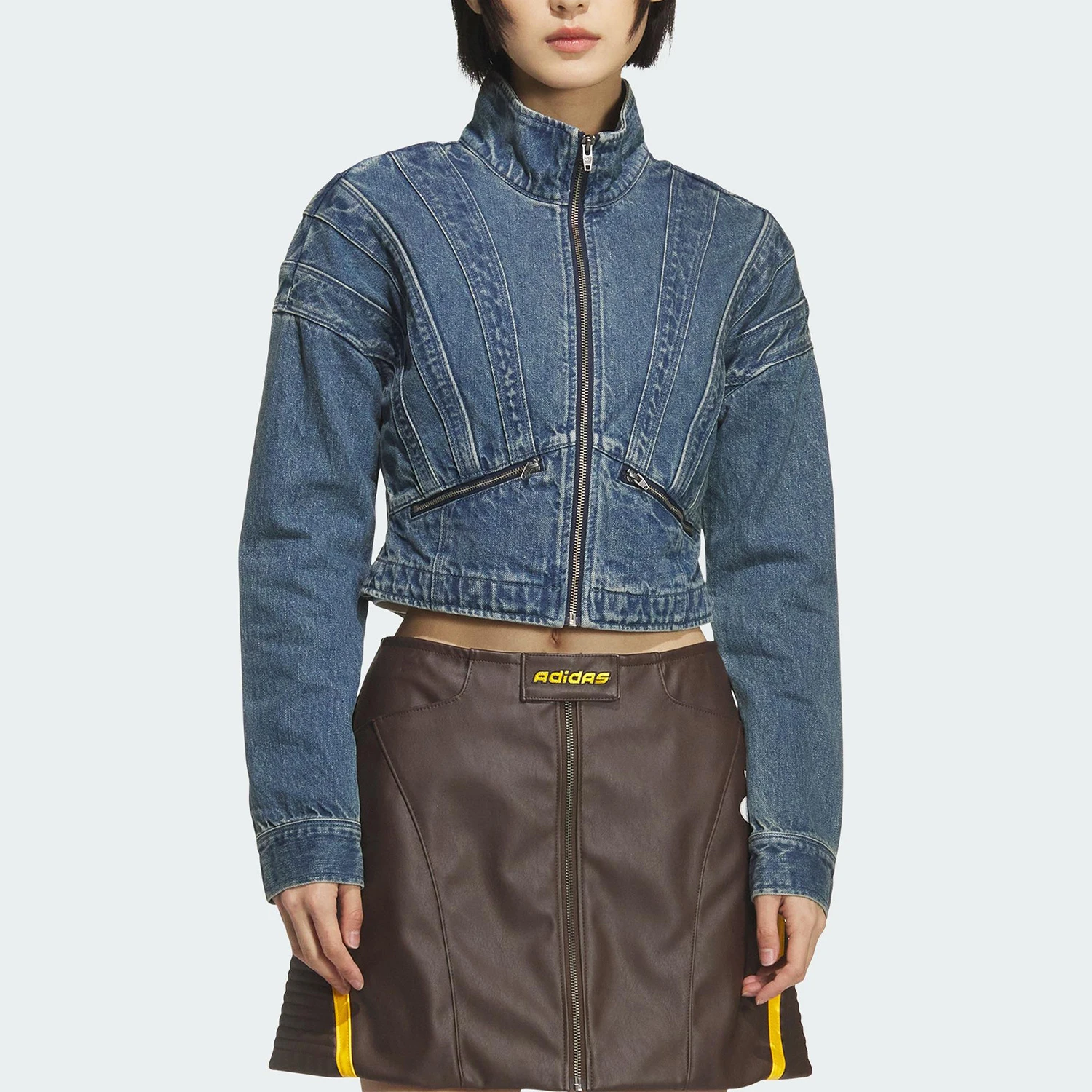 Adidas Originals Trefoil Veste décontractée ample en denim tricoté pour femme KH1183 1 Adidas Originals Trefoil Veste décontractée ample en denim tricoté pour femme KH1183 1