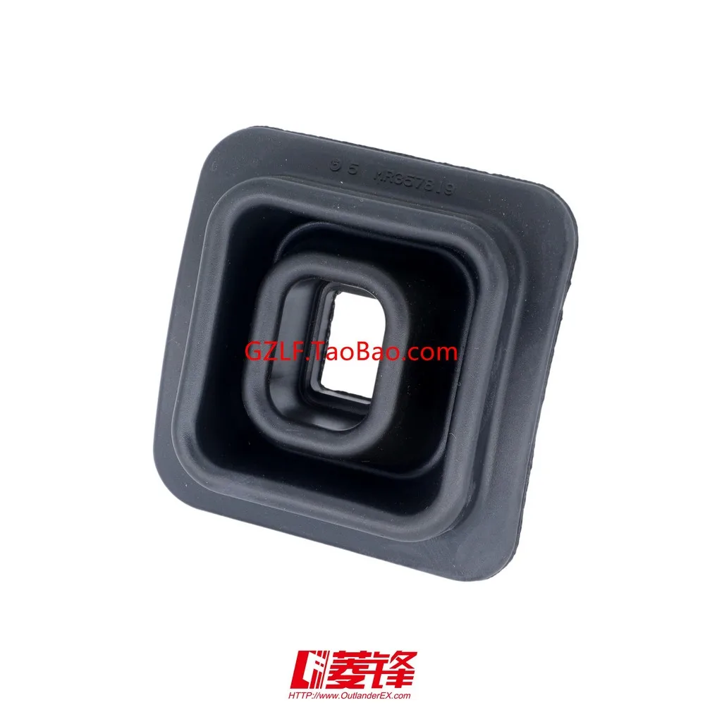 BOOT,CLUTCH RELEASE FORK MR357819 for Mitsubishi PAJERO V65 V66 V67 V68 V73 V75 V76 V77 V78 V86 V87 V88 V93 V97 V98