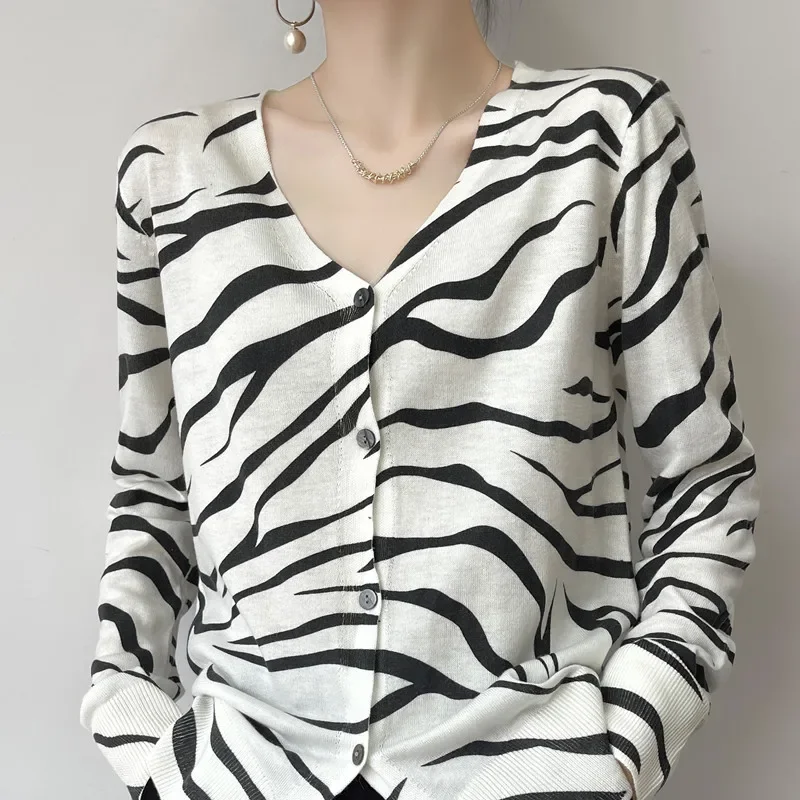 

Stylish V-neck Zebra-print Wool Knit Cardigan Women's Summer Thin Loose Casual Cashmere Coat