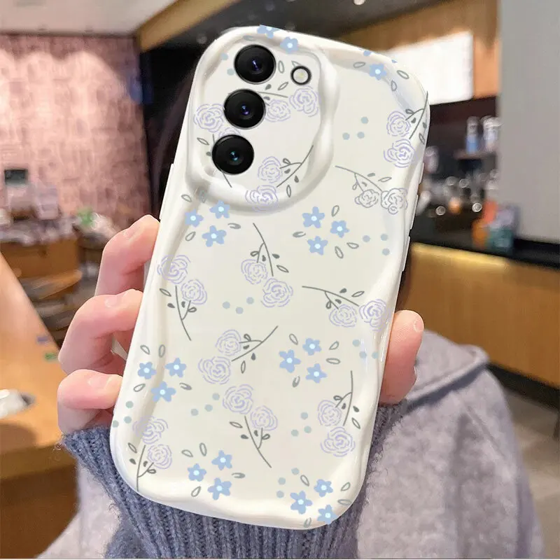 Butterfly Flower Chain Decorative Soft Case Cover